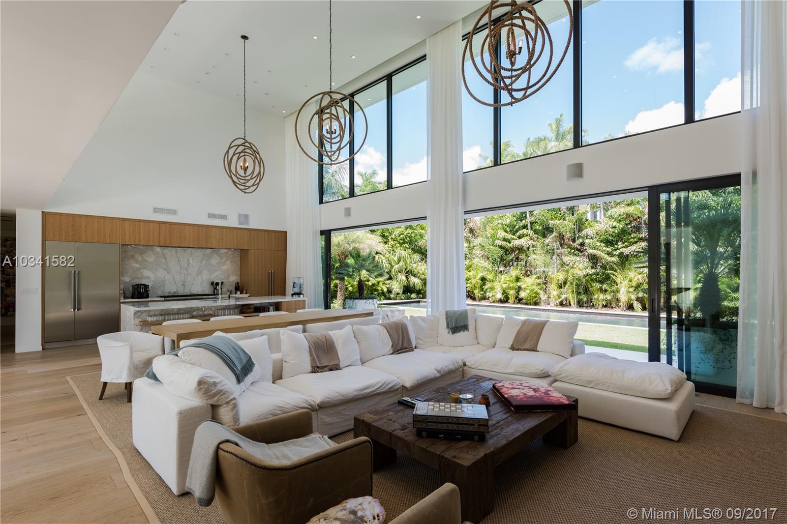 SUNSET ISLANDS-ISLAND NO - Residential