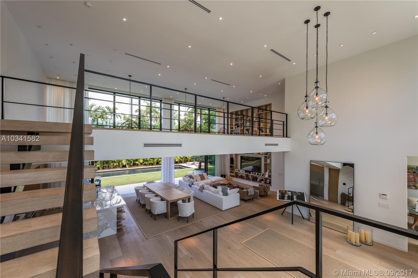 SUNSET ISLANDS-ISLAND NO - Residential