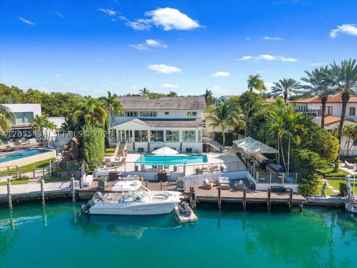 6832 Sunrise Ct