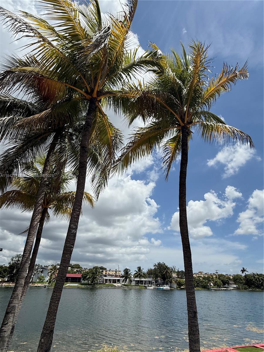 HIDDEN LAKE ESTATES - Residential