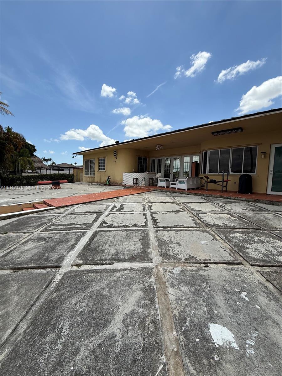 HIDDEN LAKE ESTATES - Residential