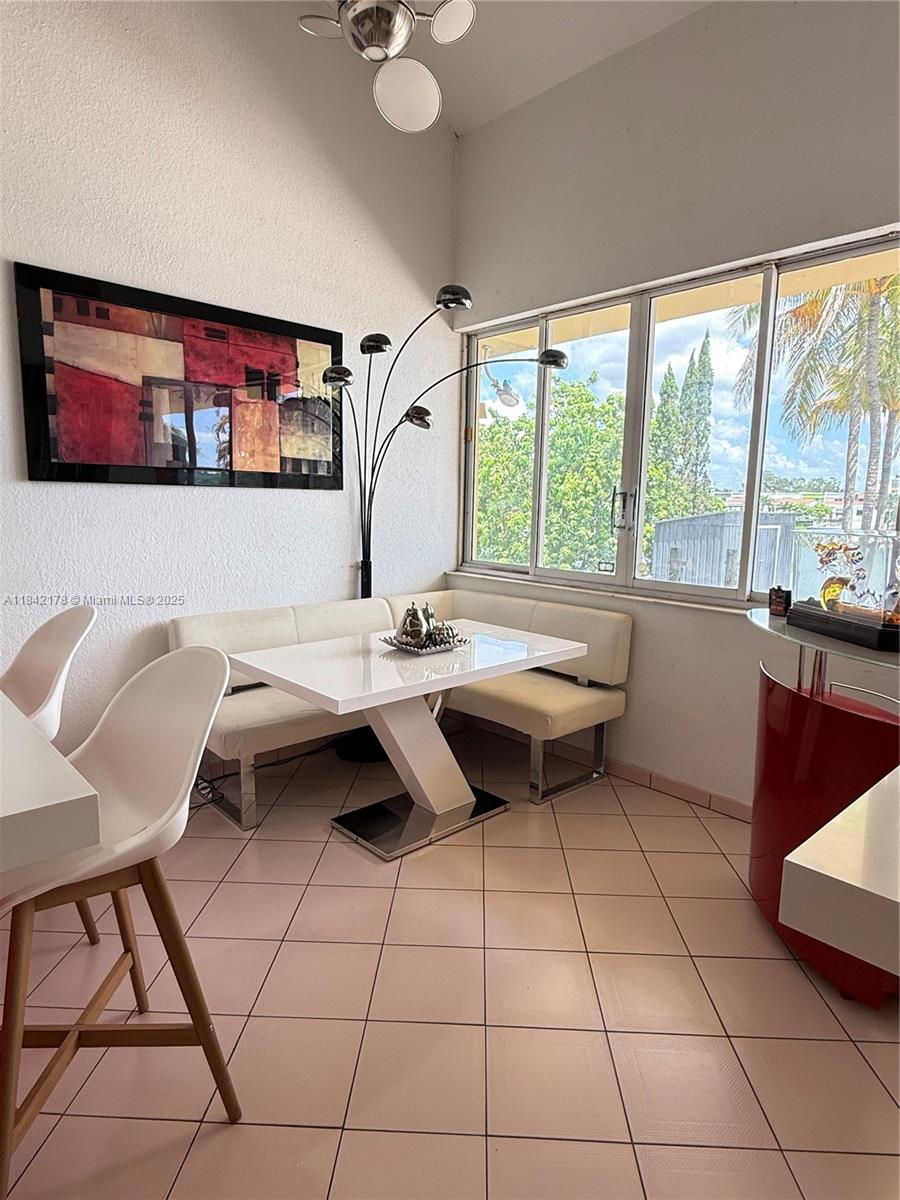 HIDDEN LAKE ESTATES - Residential