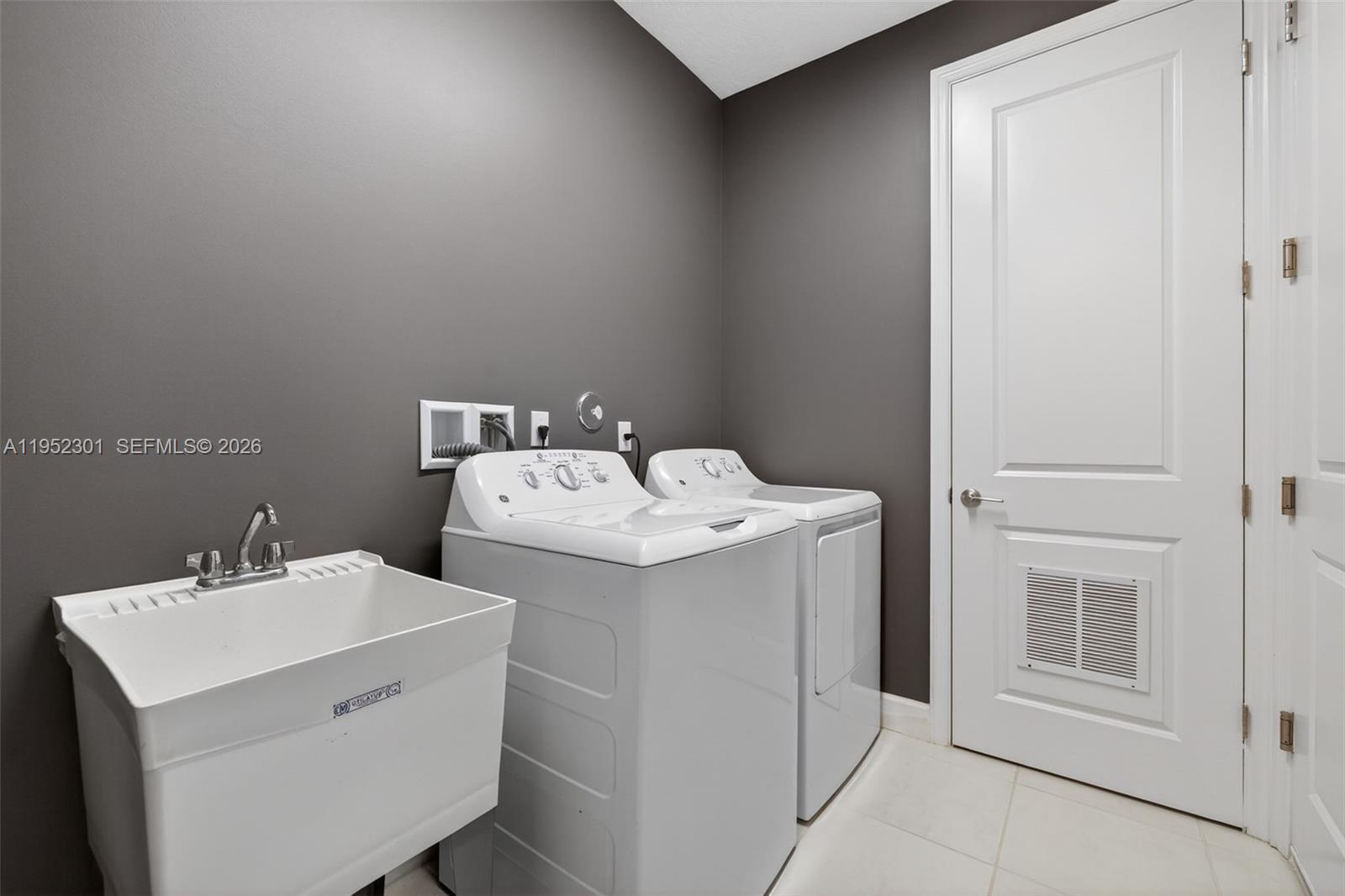 RIVERLAND PARCEL C - PLAT - Residential