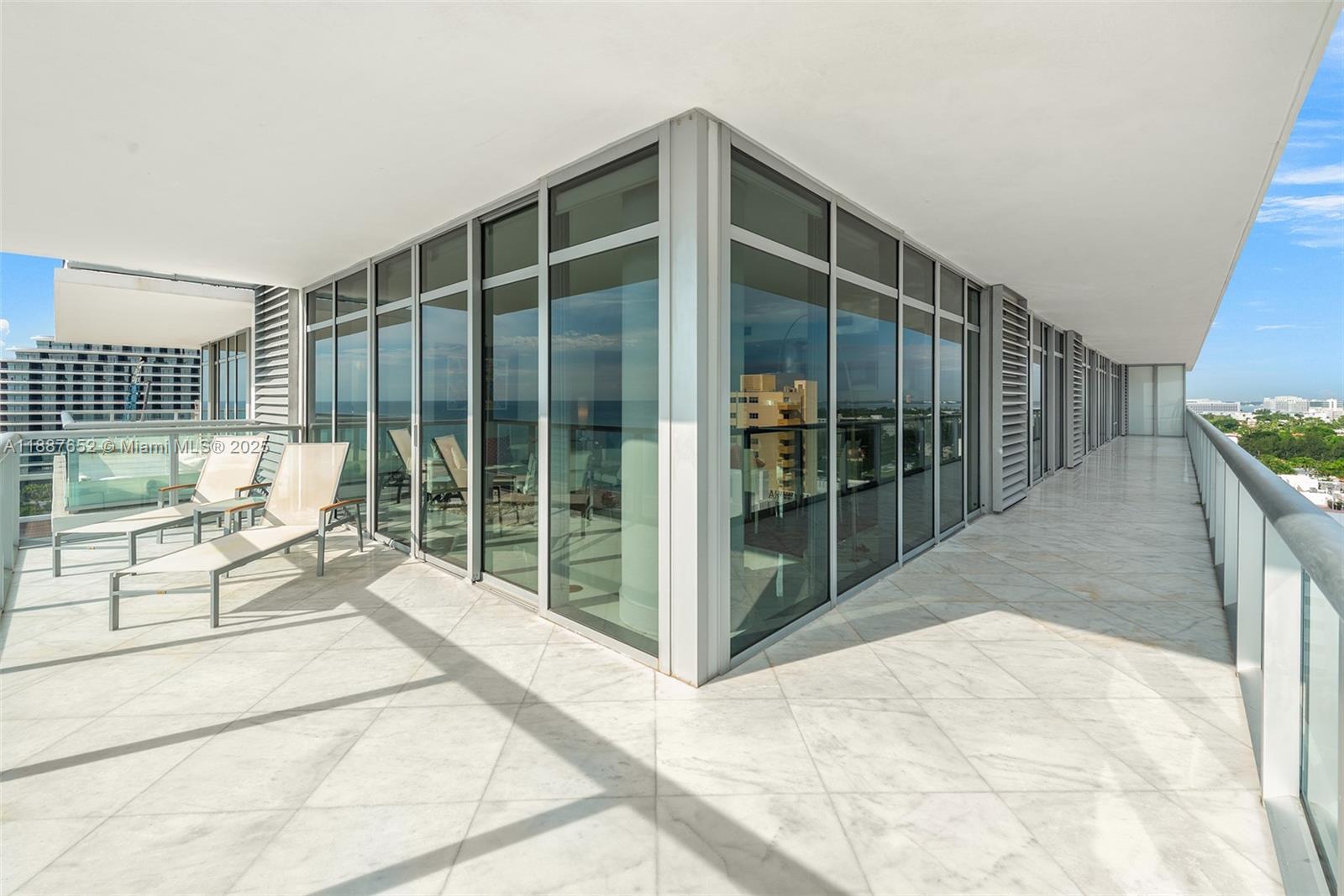 THE CARIBBEAN CONDO - Residential Lease