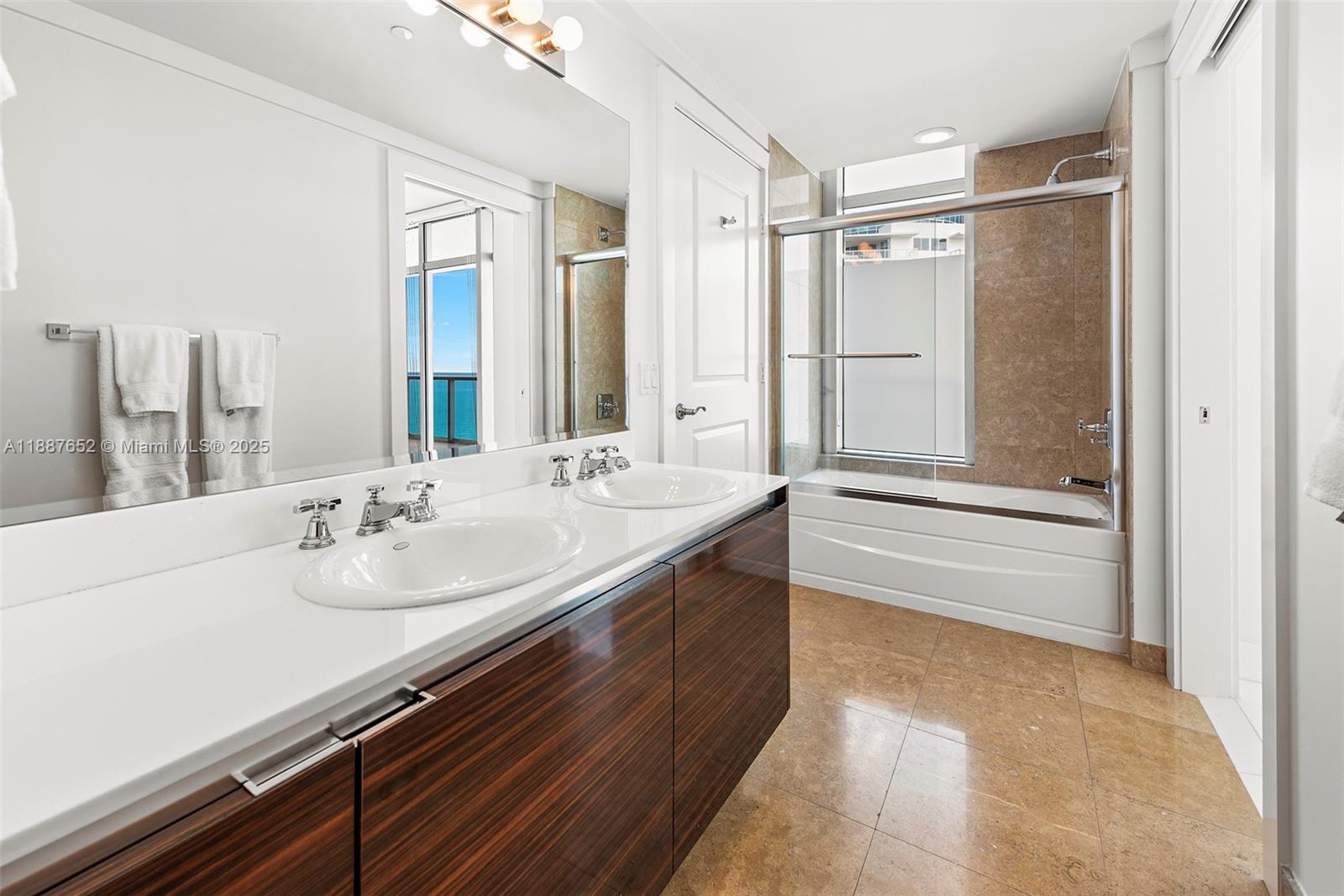 THE CARIBBEAN CONDO - Residential Lease