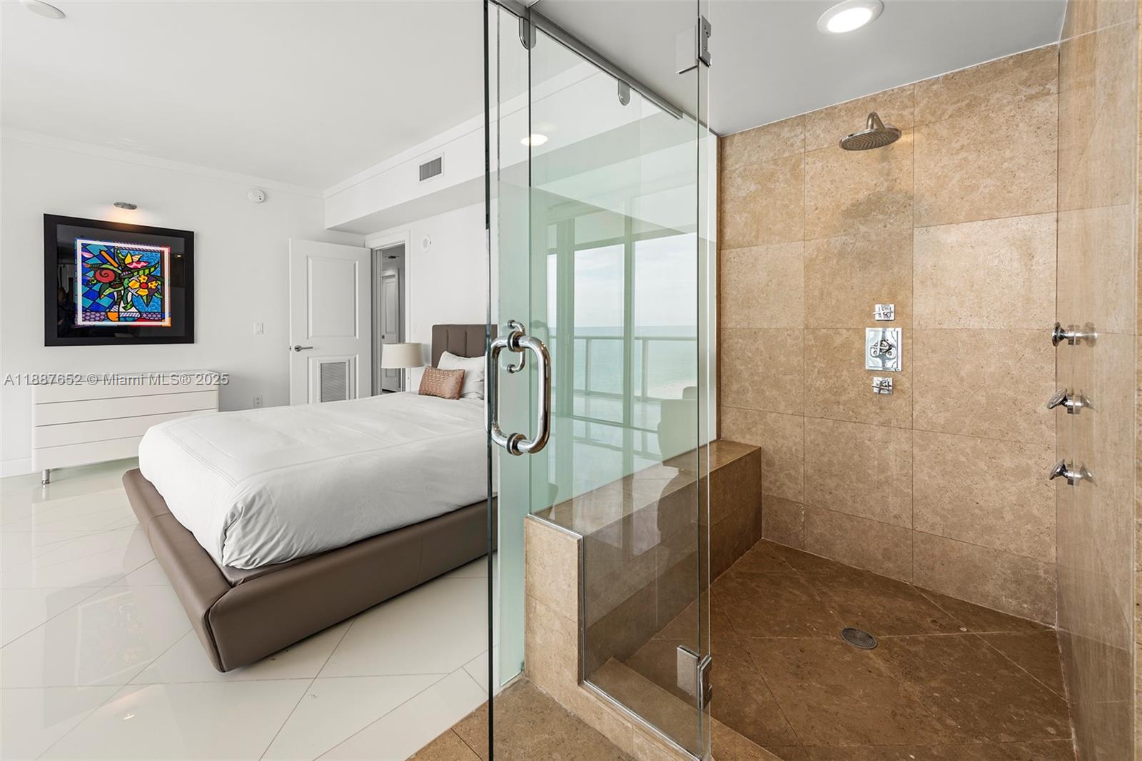 THE CARIBBEAN CONDO - Residential Lease