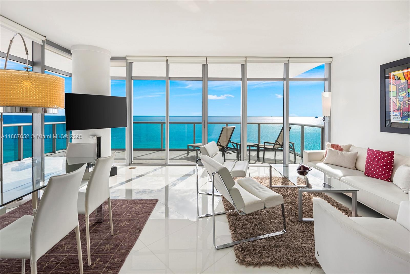 THE CARIBBEAN CONDO - Residential Lease