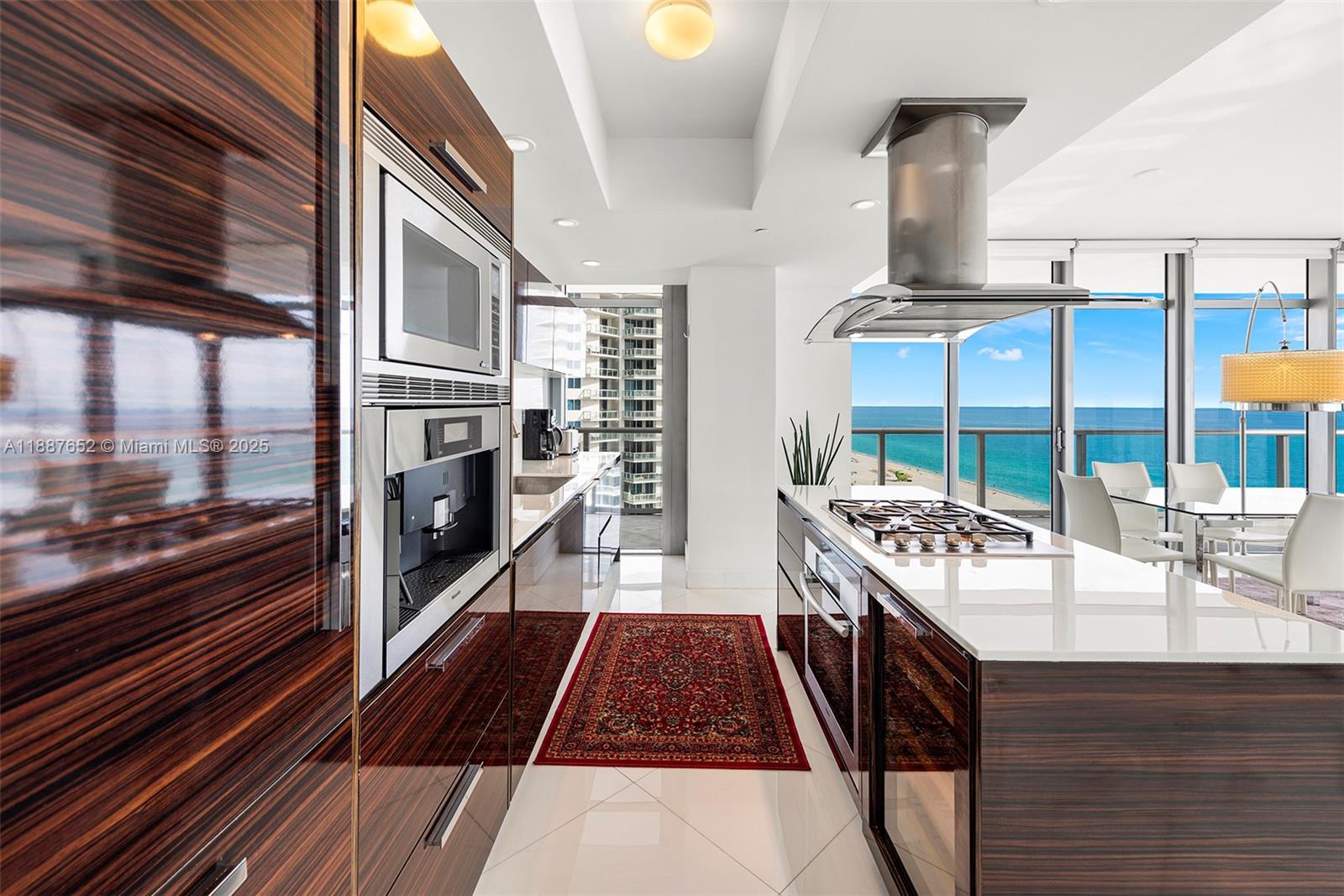 THE CARIBBEAN CONDO - Residential Lease