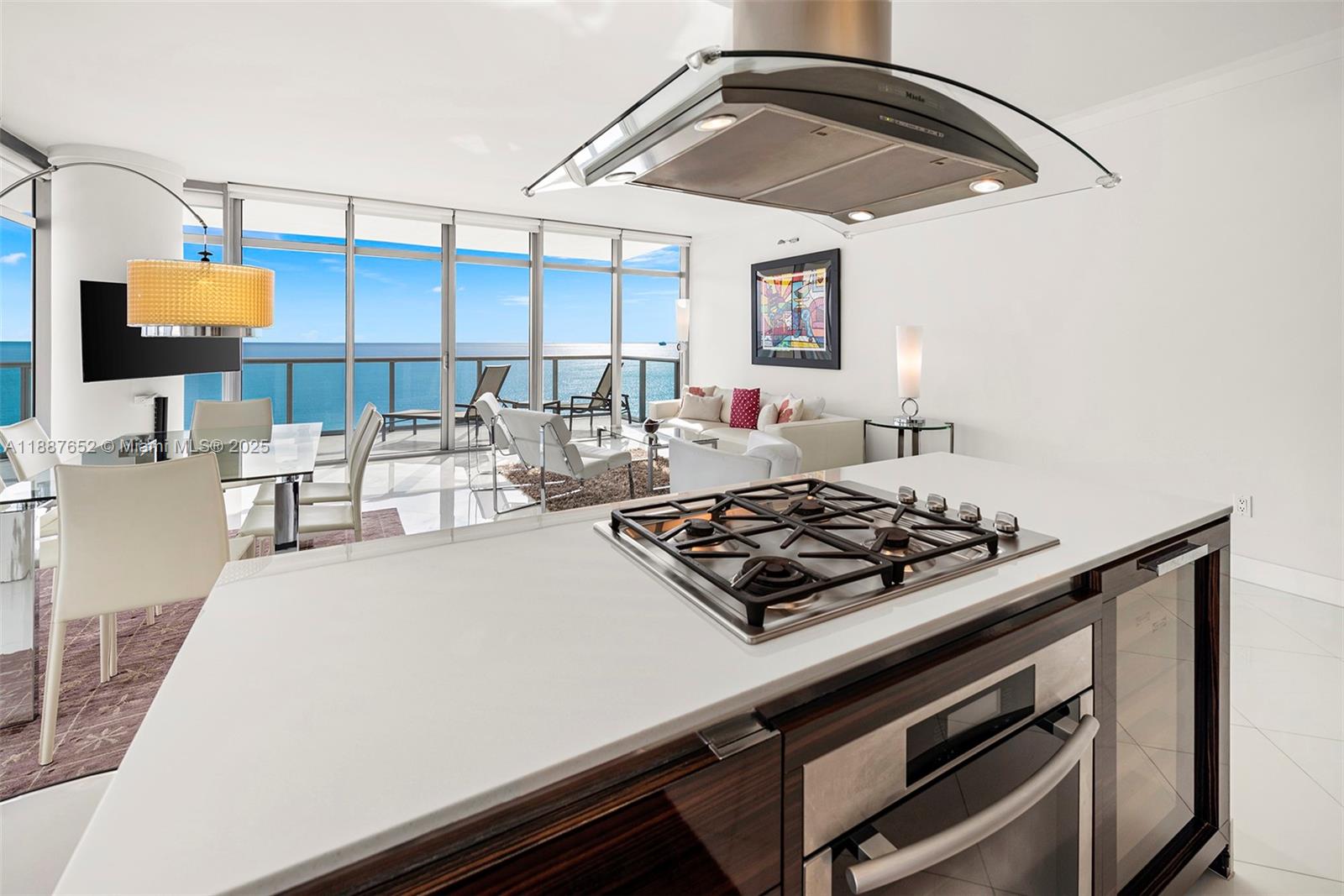 THE CARIBBEAN CONDO - Residential Lease