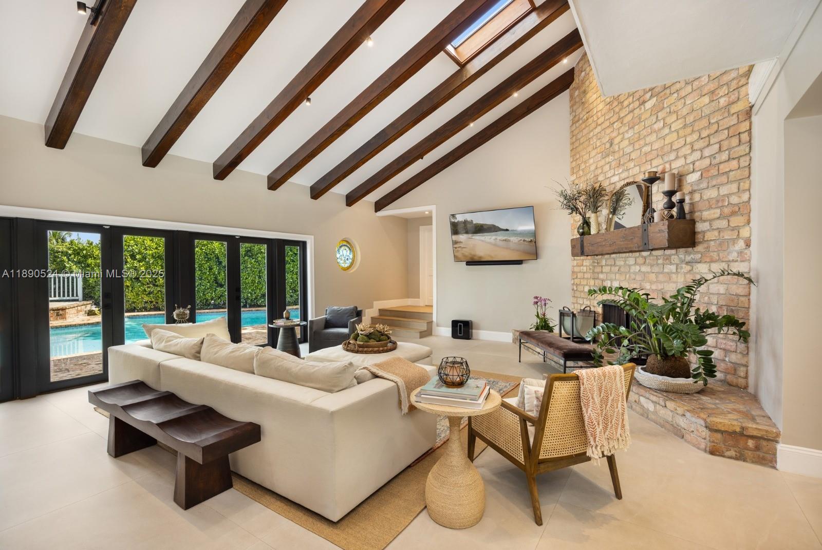 SPRINGER GROVES - Residential