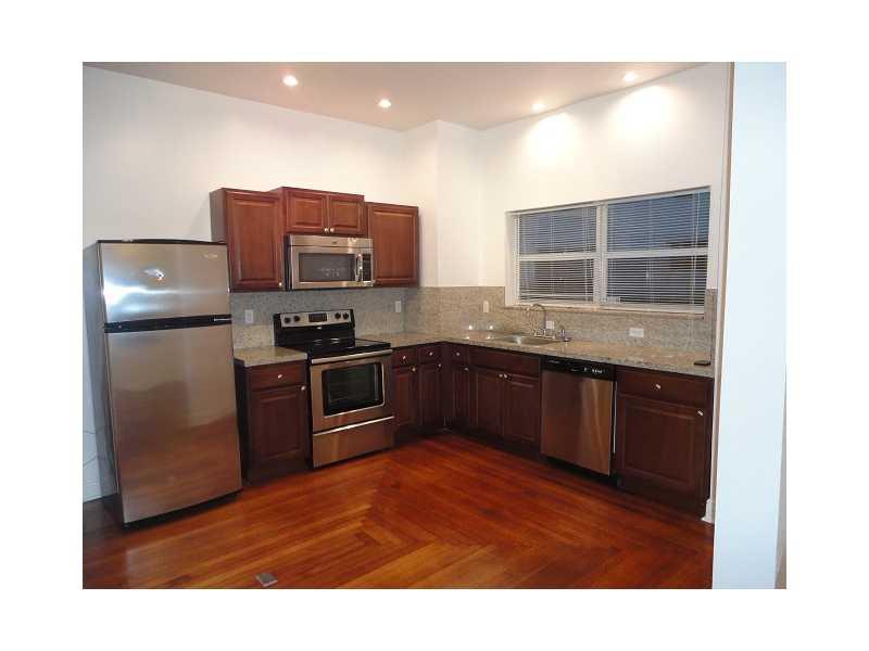 HOLLEMAN PARK - Residential Lease