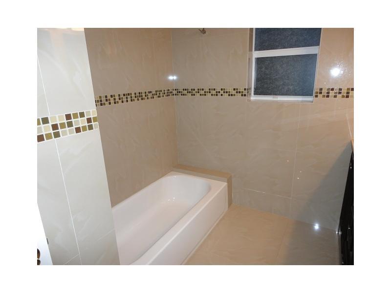 HOLLEMAN PARK - Residential Lease