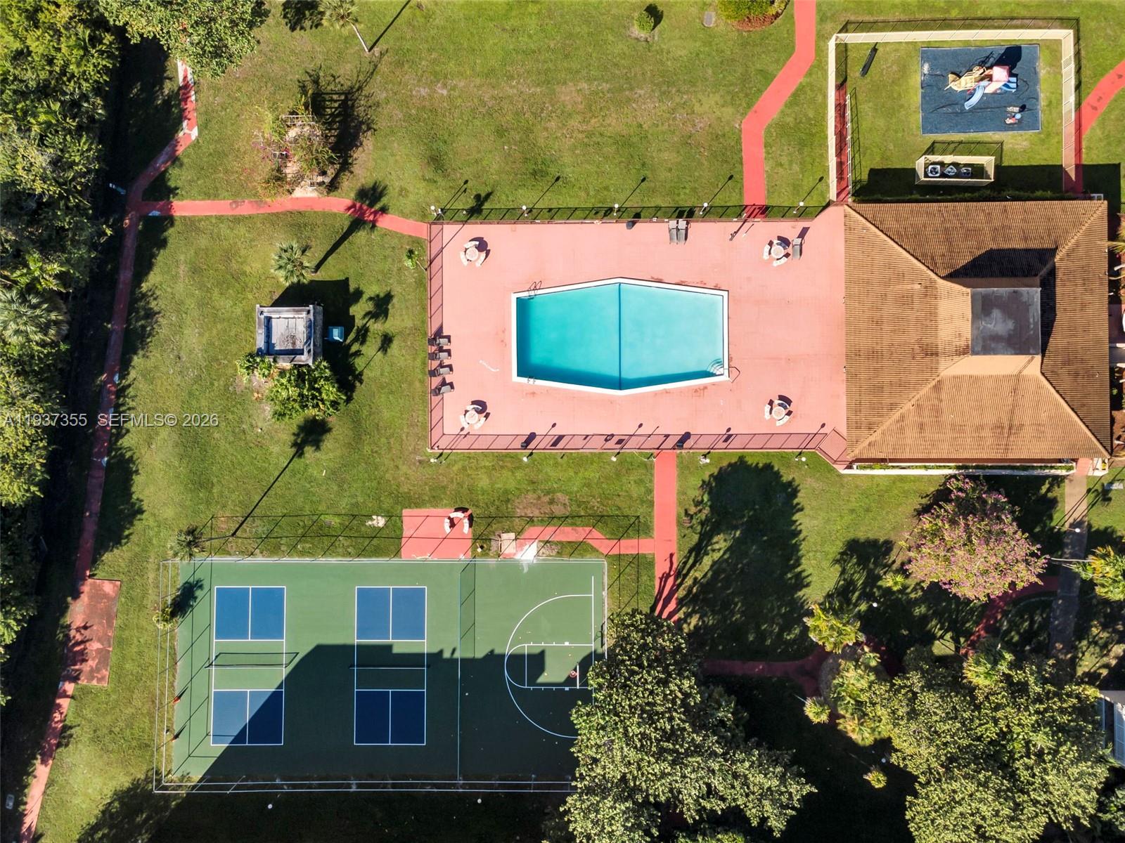 CORAL GATE EAST CONDO - Residential