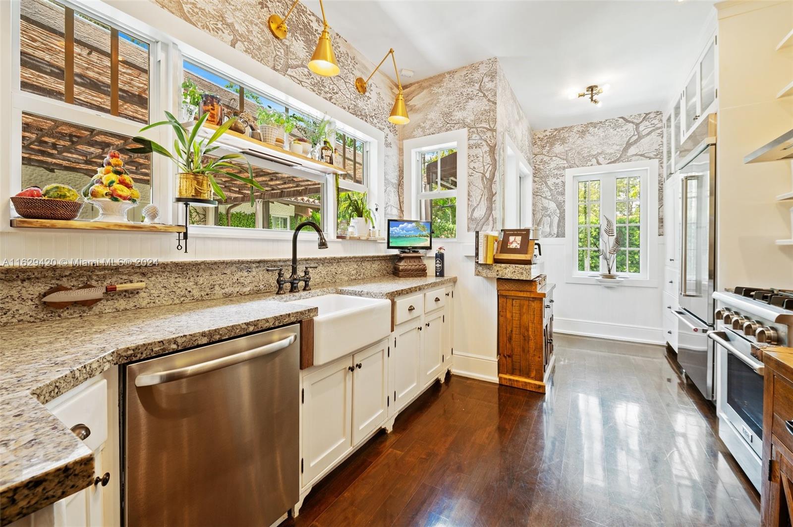 CORAL GABLES SEC B - Residential