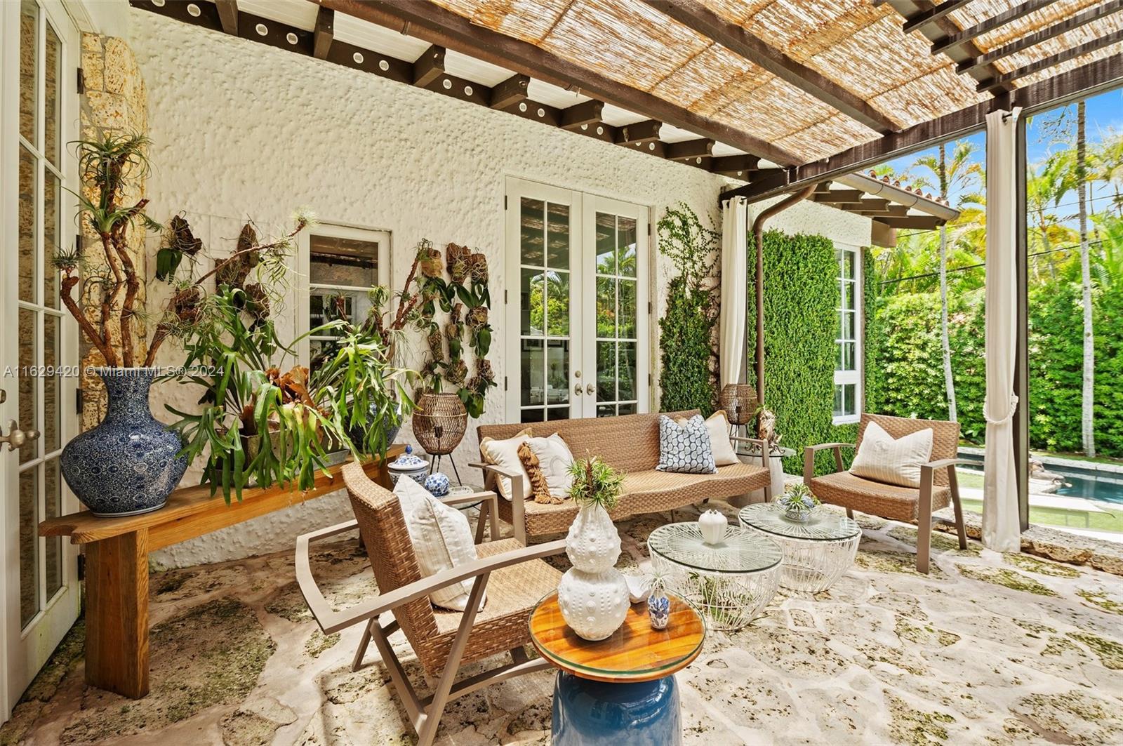 CORAL GABLES SEC B - Residential