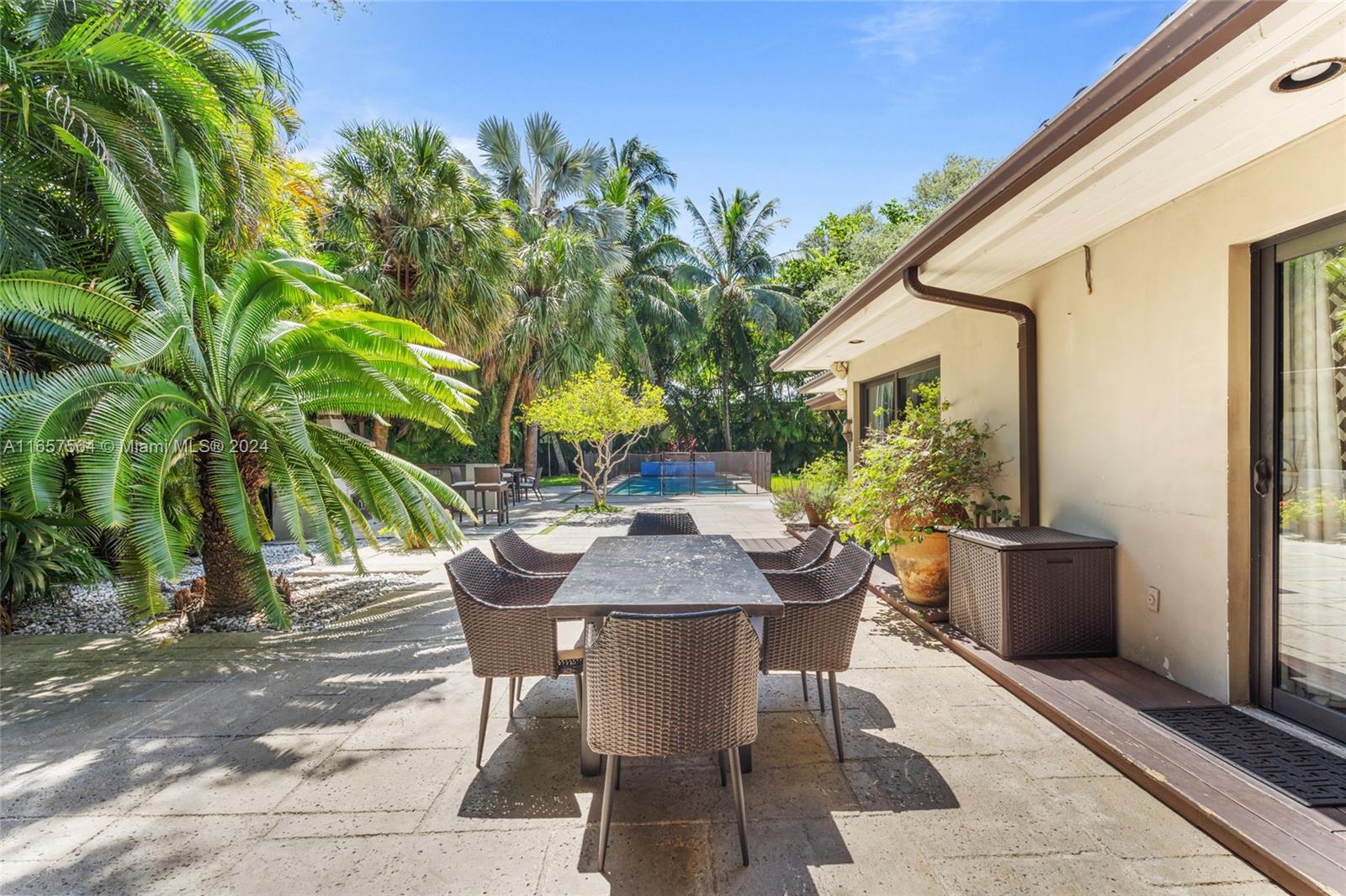 BAY POINT - Residential