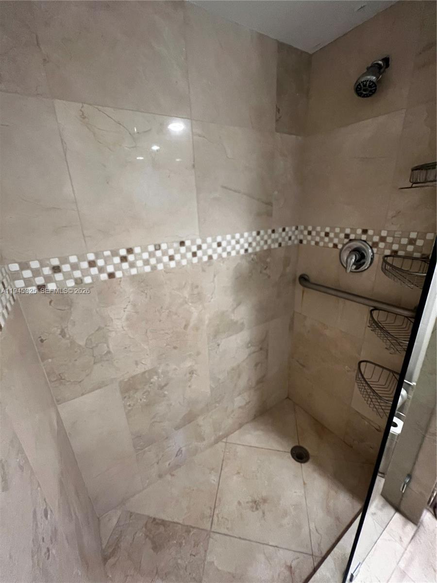 TURNBERRY ISLE CONDO - Residential