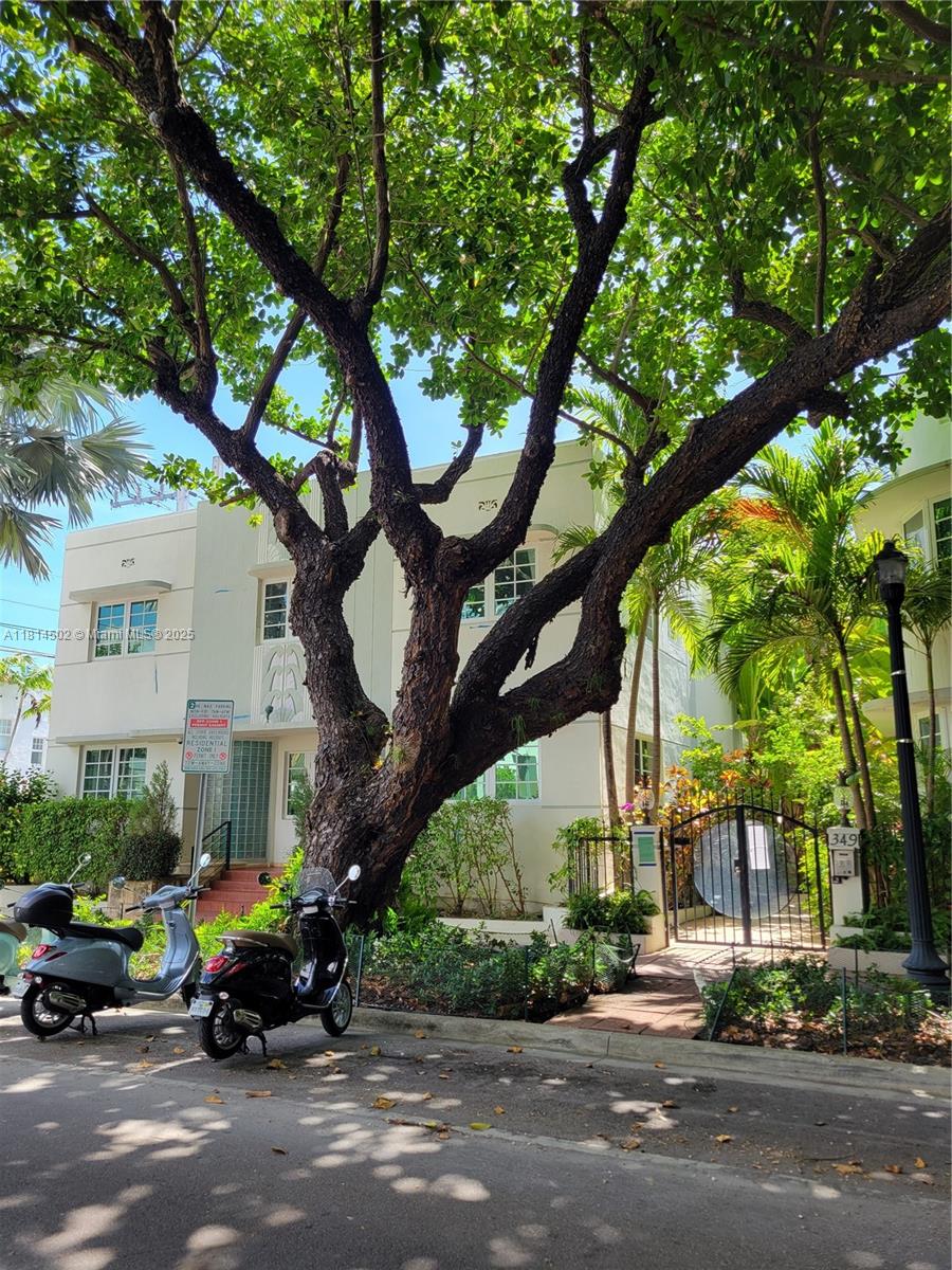 ENCLAVE ON SOUTH BEACH - Residential