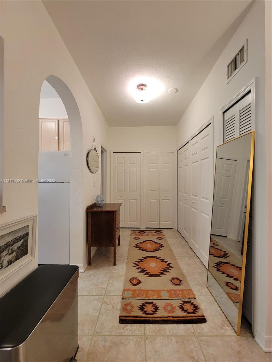 359 Meridian Ave A103