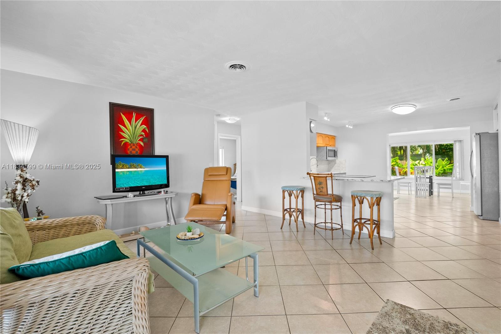 4421 SW 33rd Ave