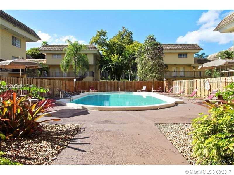 COURTYARDS AT KENDALL CON - Residential Lease