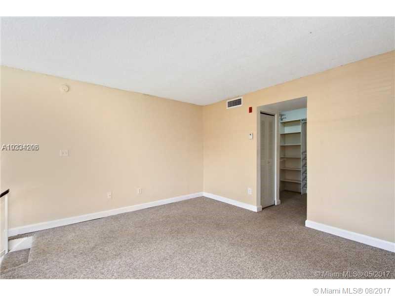 COURTYARDS AT KENDALL CON - Residential Lease