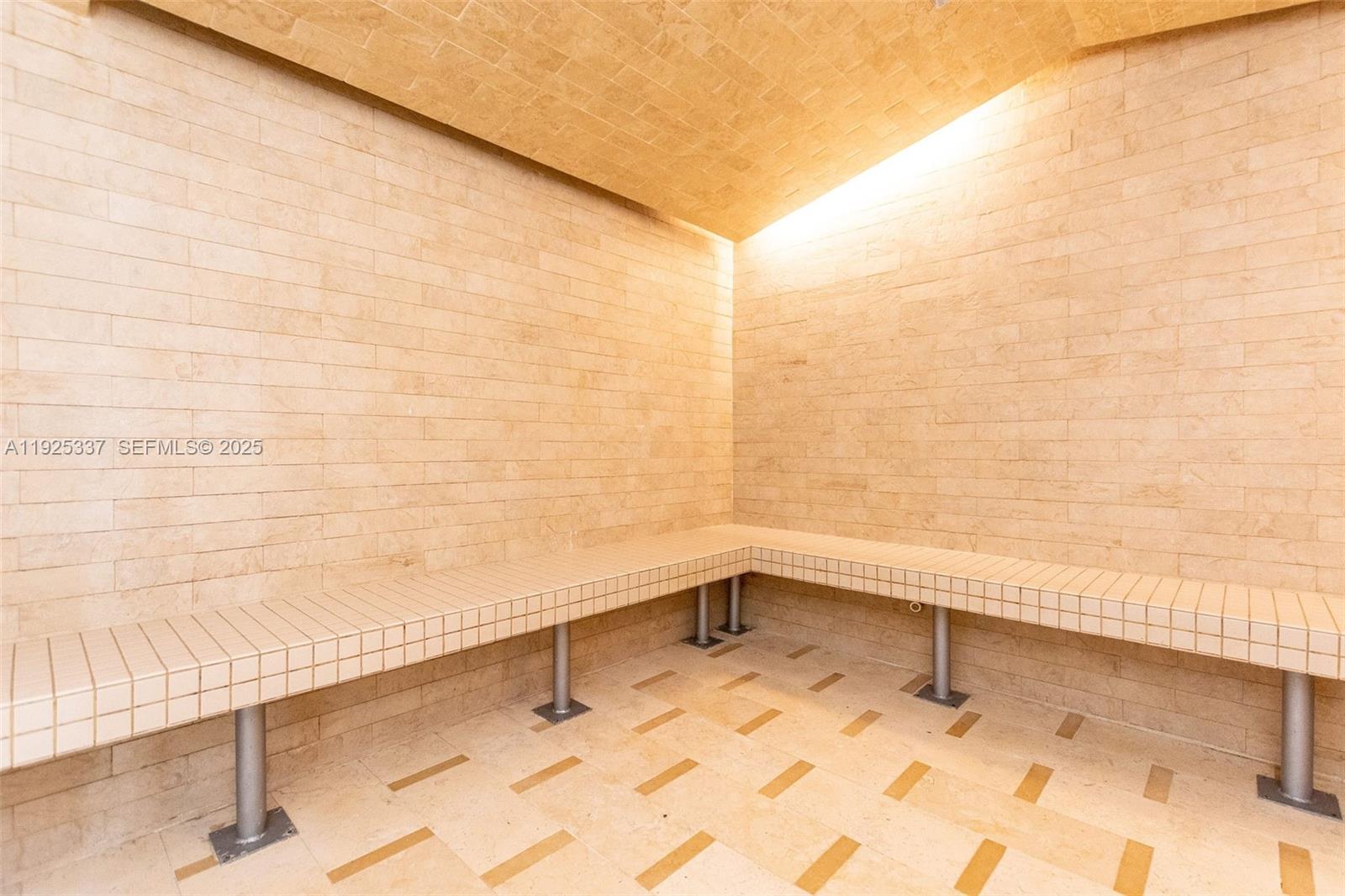 Brickell On The River - Residential