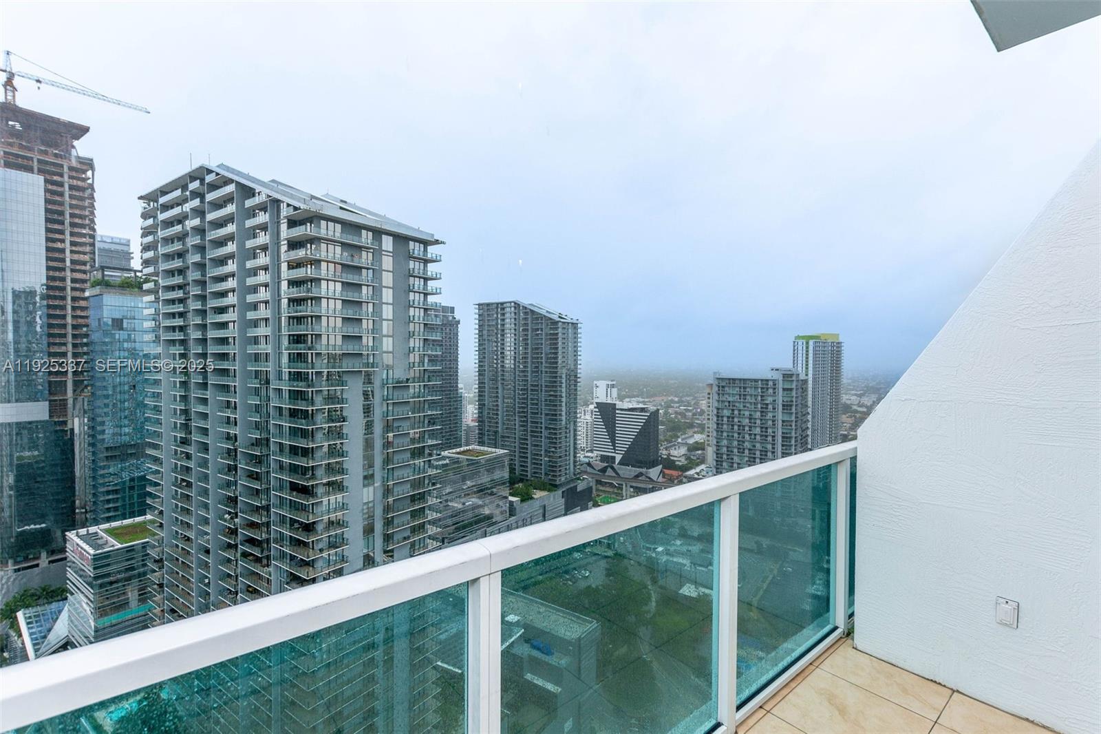 Brickell On The River - Residential