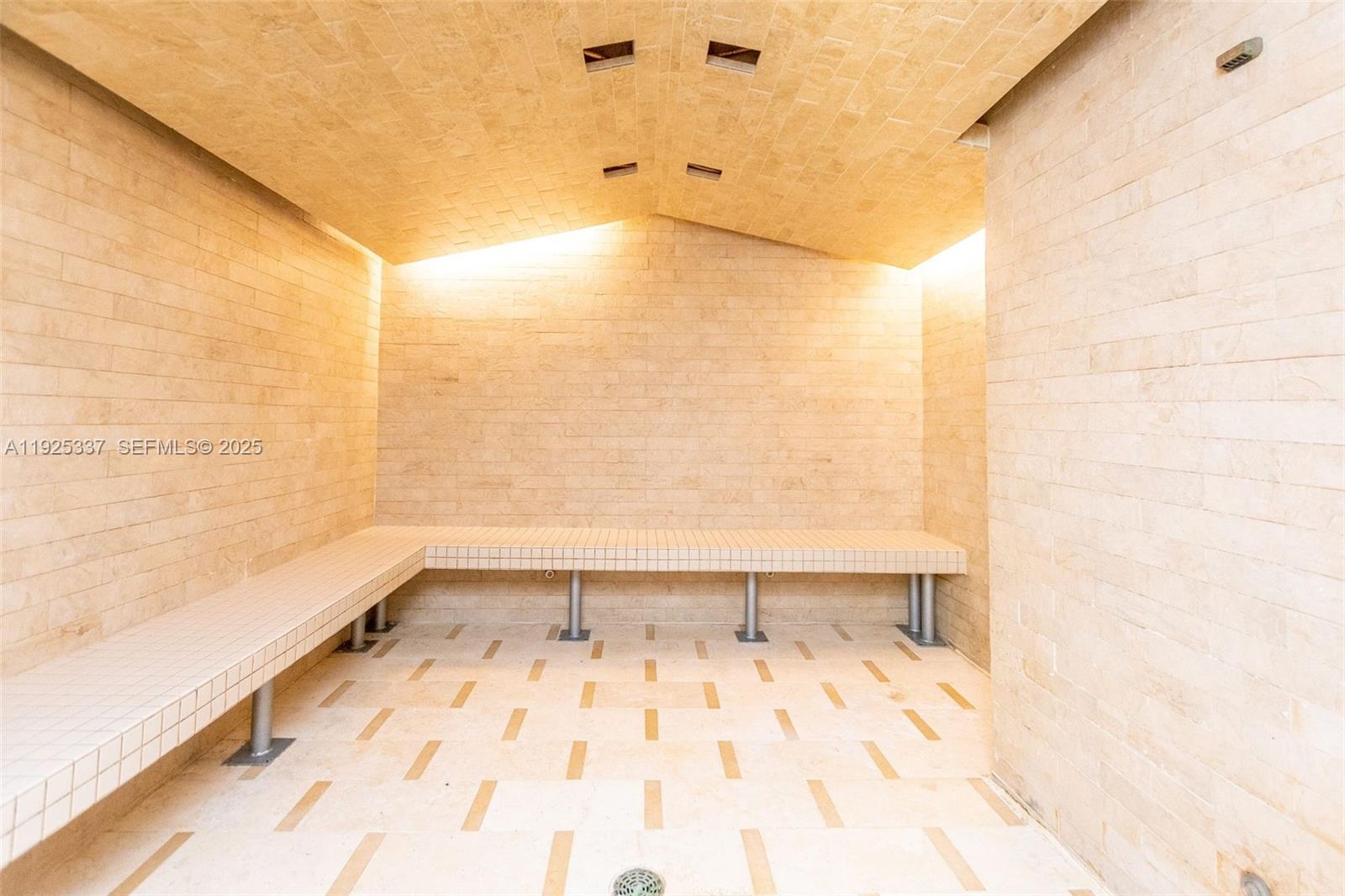 Brickell On The River - Residential