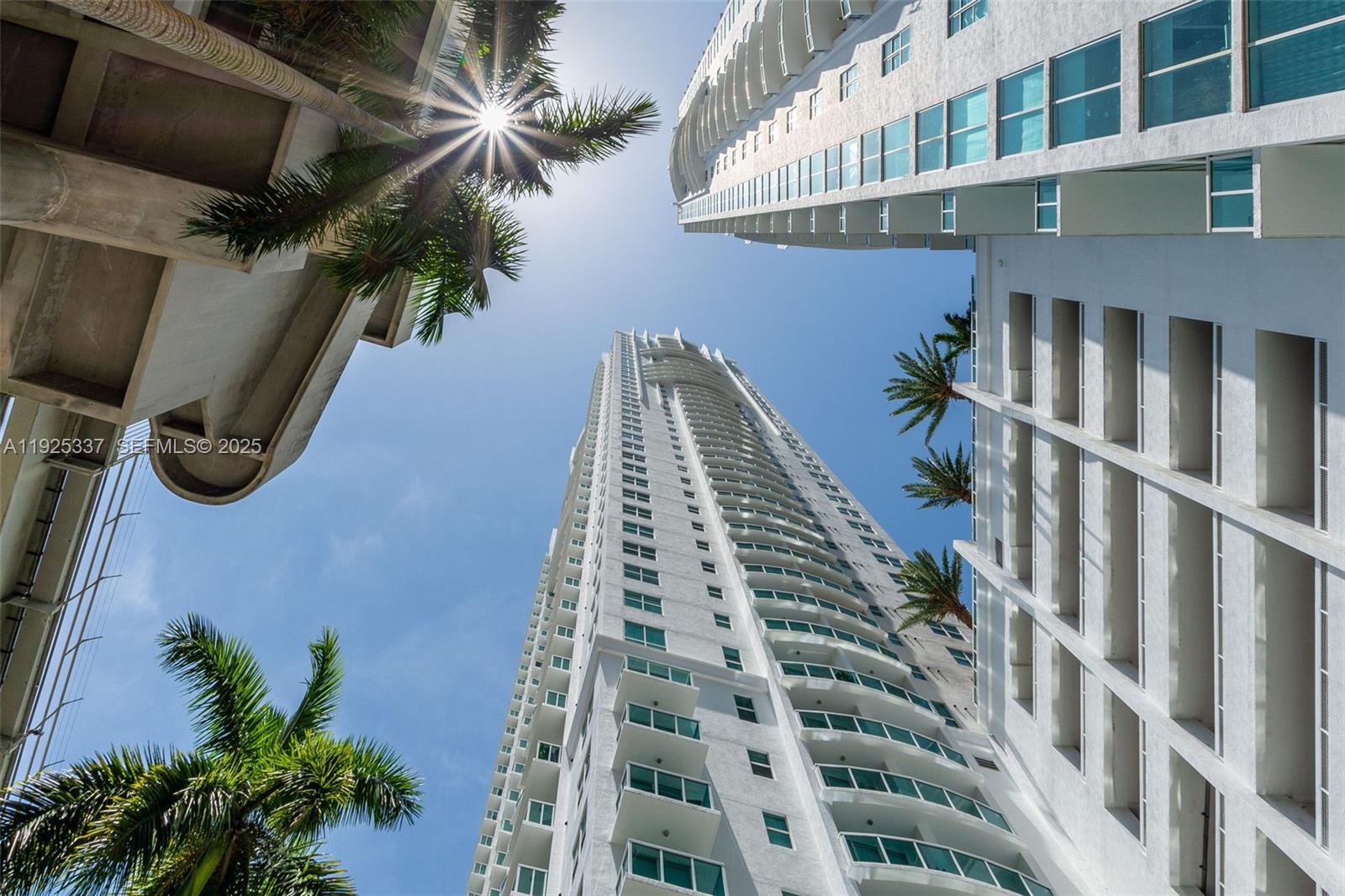 Brickell On The River - Residential