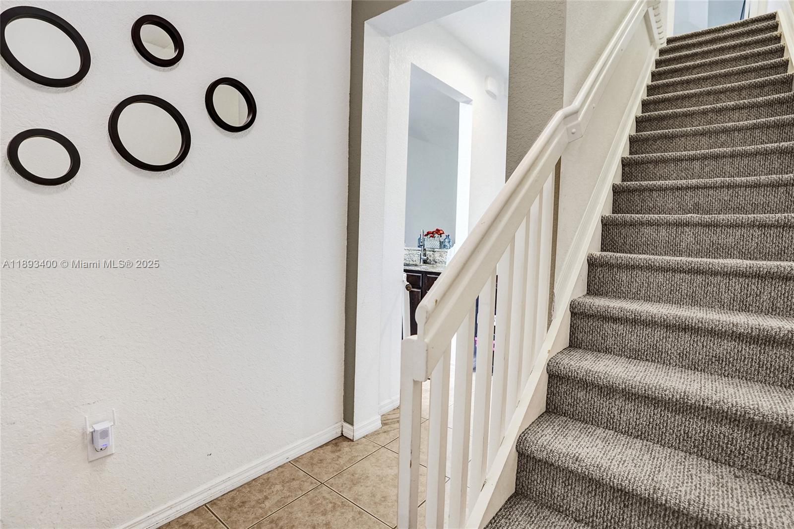 VILLAGE WALK - Residential
