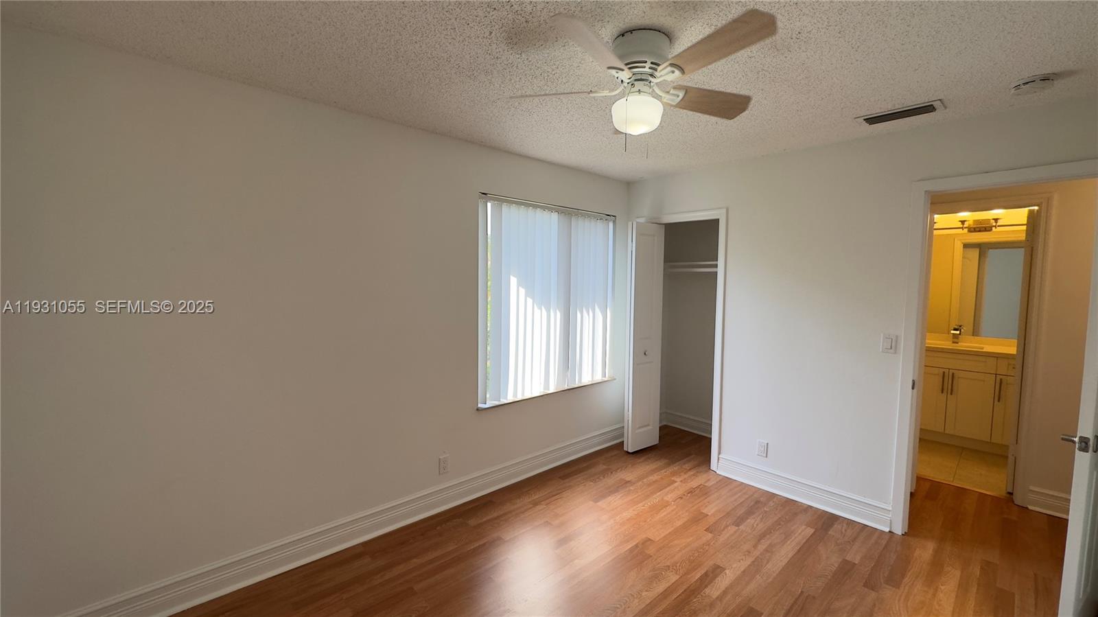 FOREST CONDO - Residential