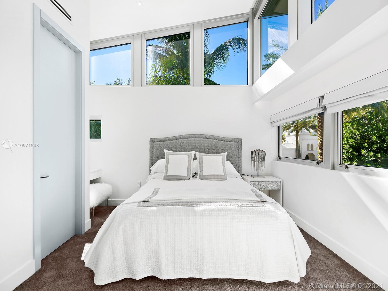 ALTOS DEL MAR NO 1 - Residential