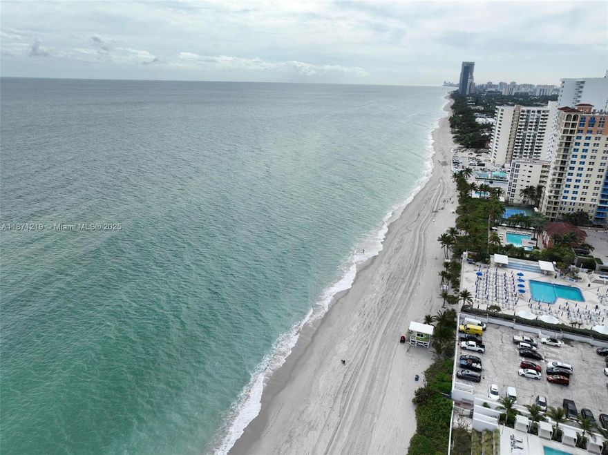 2/2 Corner unit.Views of the intracoastal and across from the beach. Walking distance from Walmart and shops..Complex has 24 security, pool, access to the beach, Beach service, Tennis court, restaurants and mini market. $150 application fee.