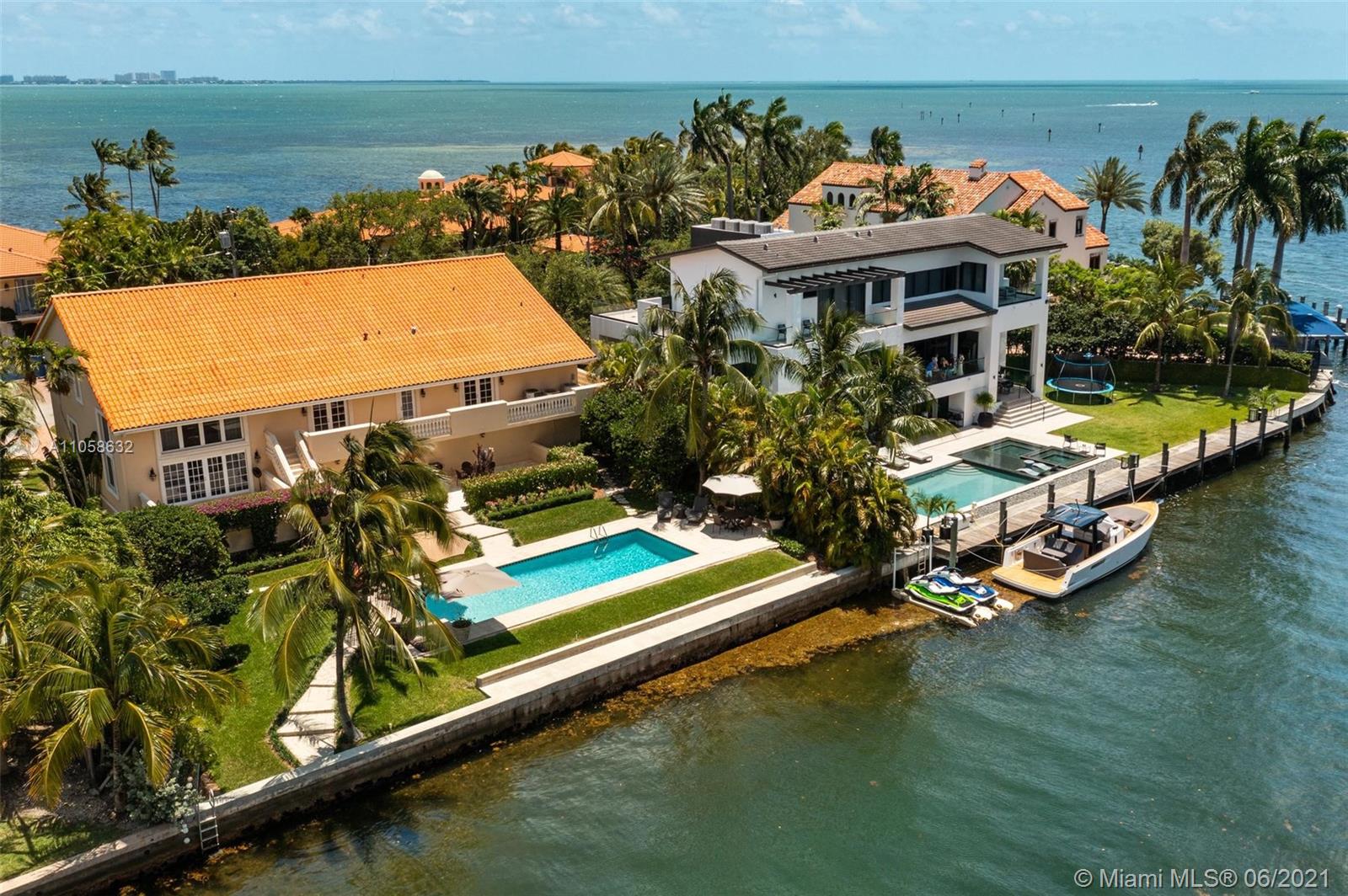 SUNRISE HARBOUR REV PL - Residential