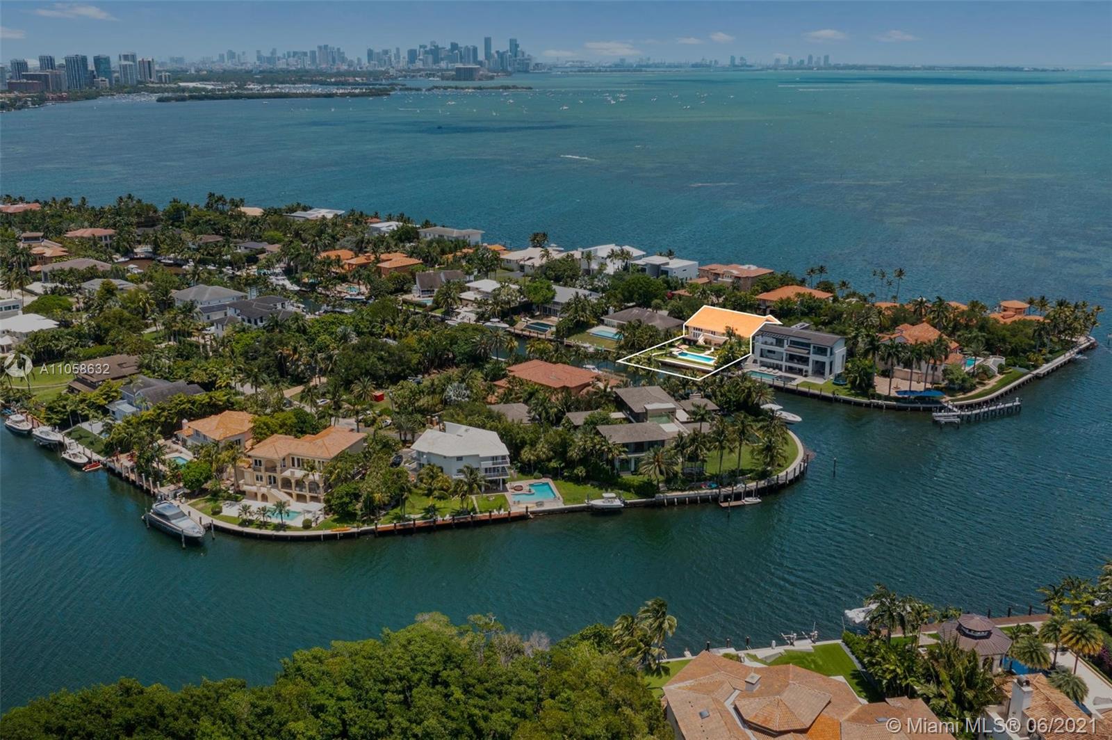 SUNRISE HARBOUR REV PL - Residential