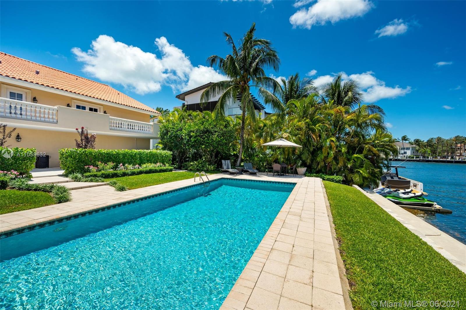 SUNRISE HARBOUR REV PL - Residential