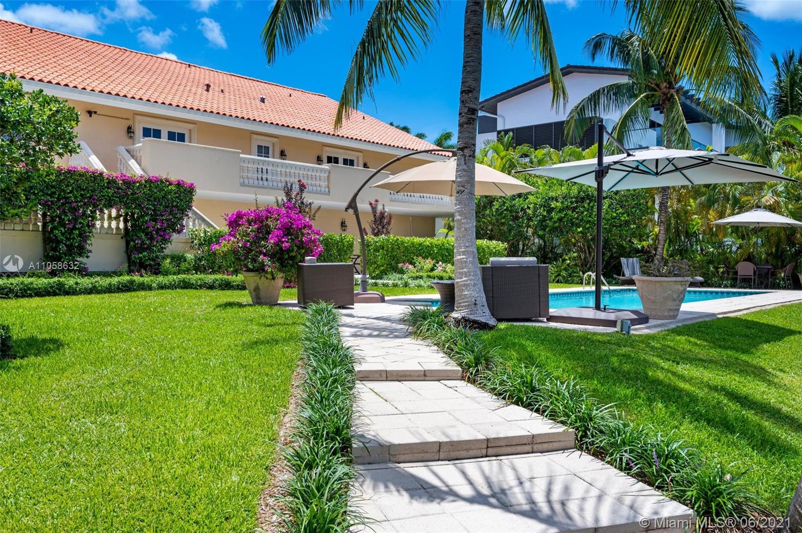 SUNRISE HARBOUR REV PL - Residential