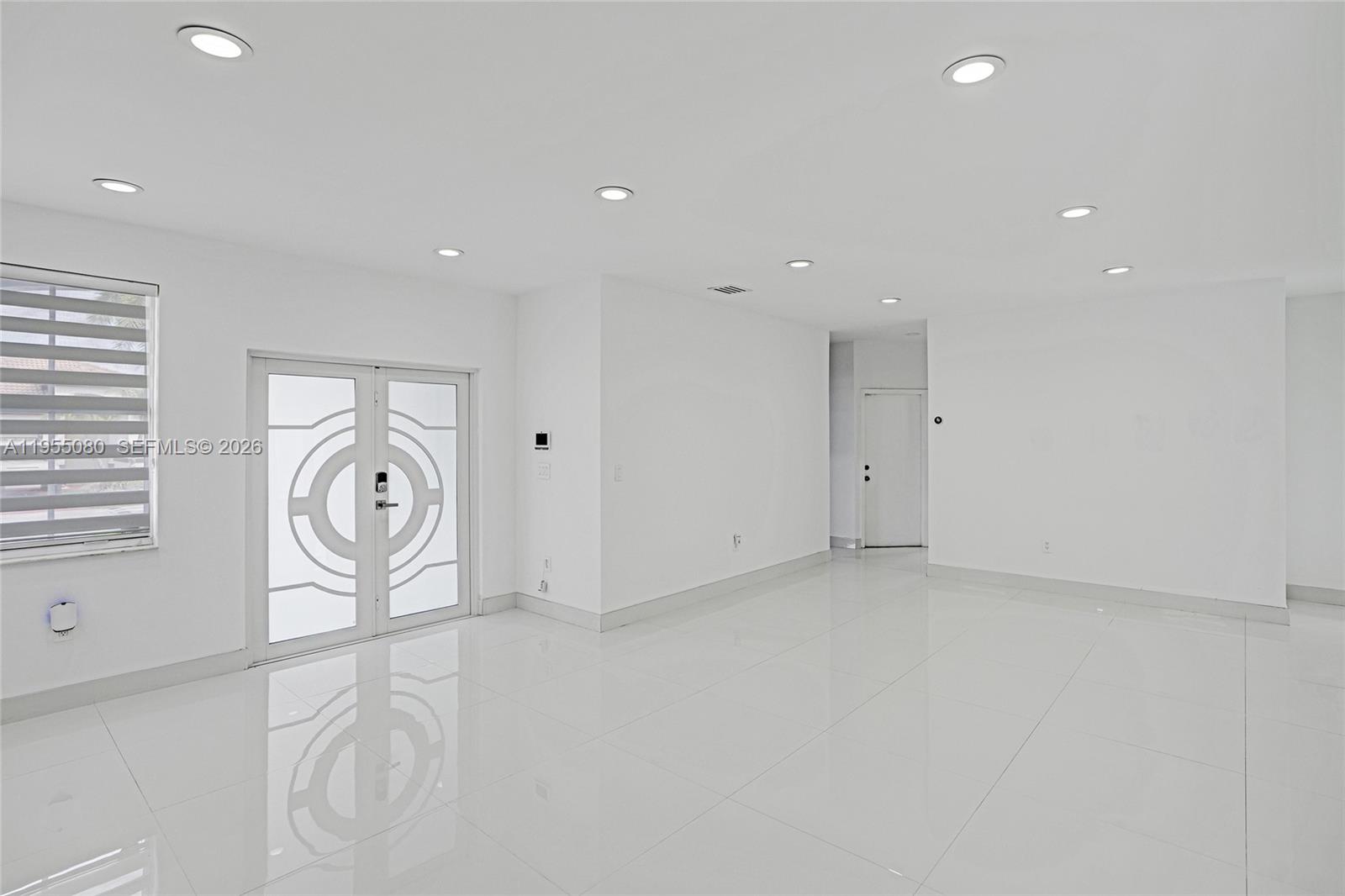 SPANISH LAKES 2ND ADDN - Residential