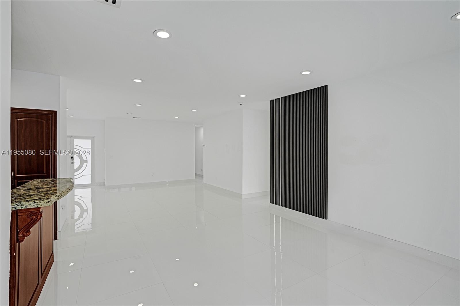 SPANISH LAKES 2ND ADDN - Residential