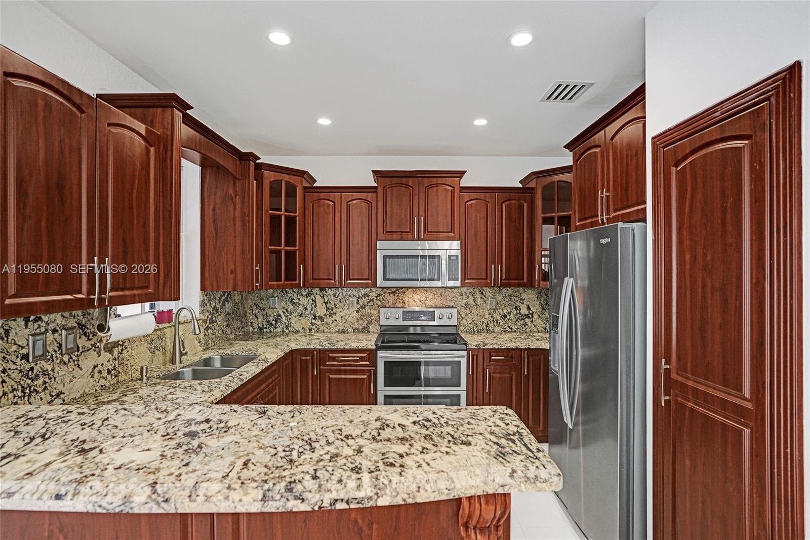 SPANISH LAKES 2ND ADDN - Residential