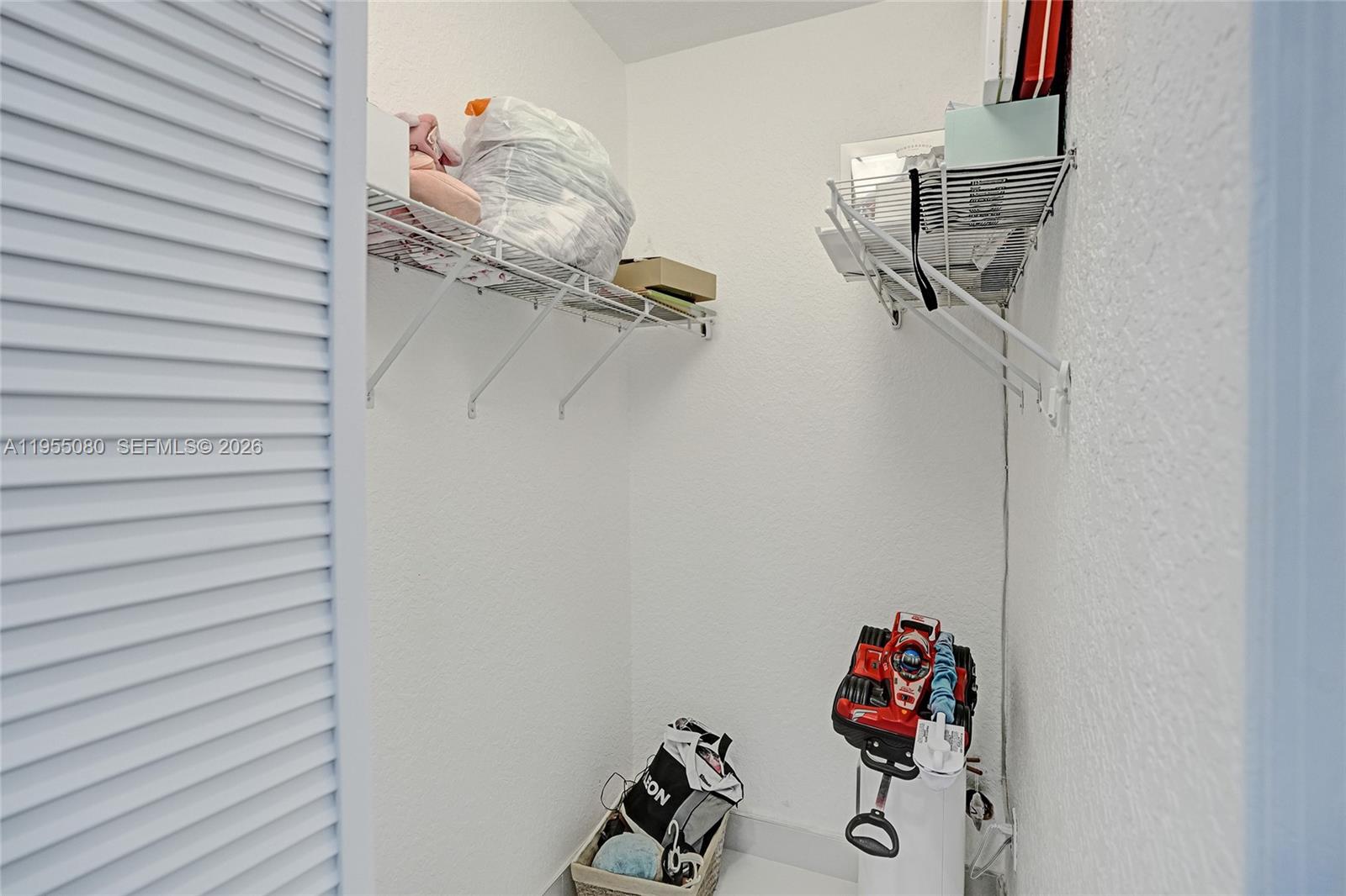 SPANISH LAKES 2ND ADDN - Residential