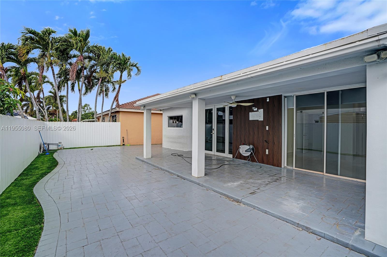 SPANISH LAKES 2ND ADDN - Residential