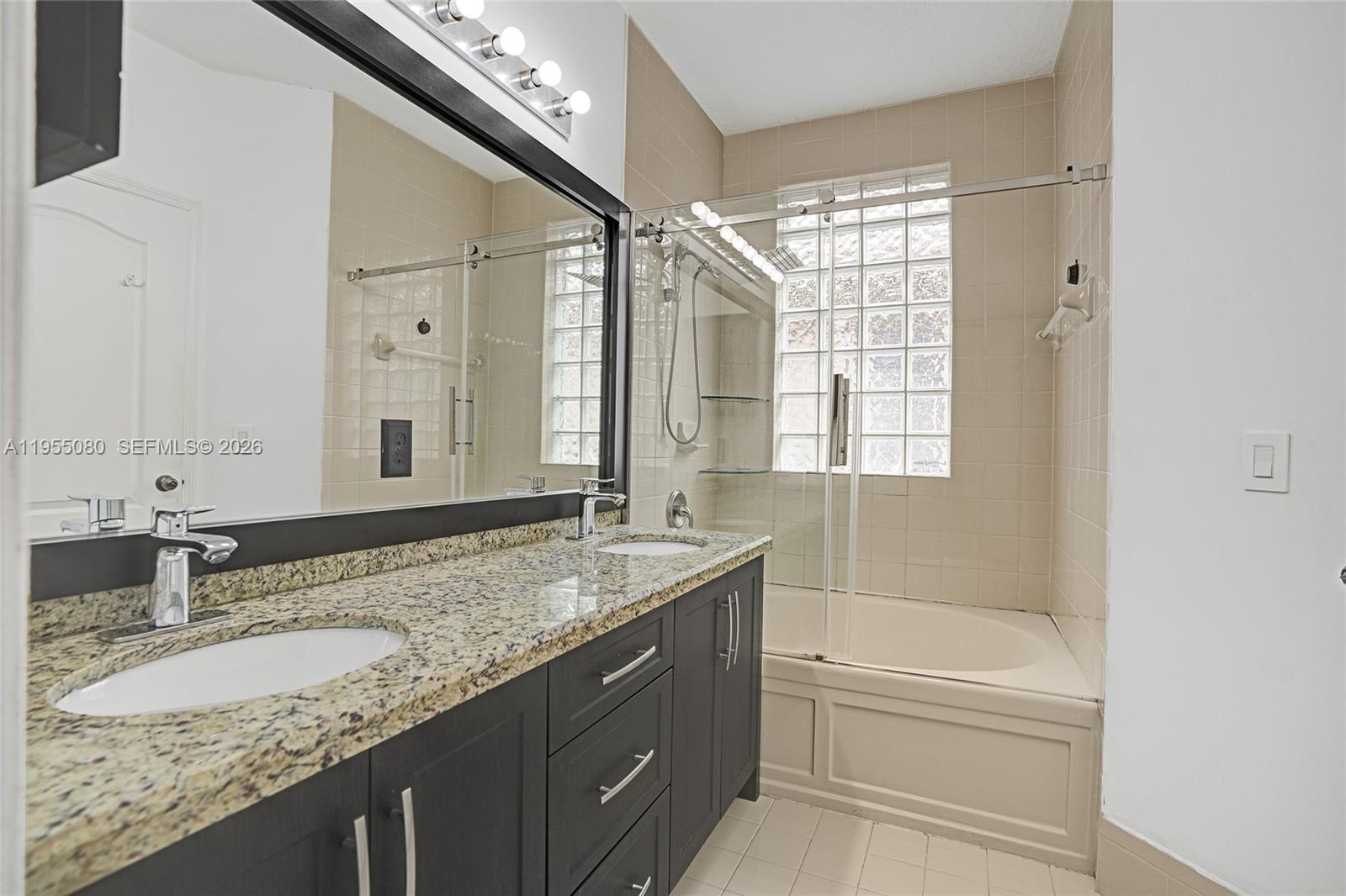 SPANISH LAKES 2ND ADDN - Residential