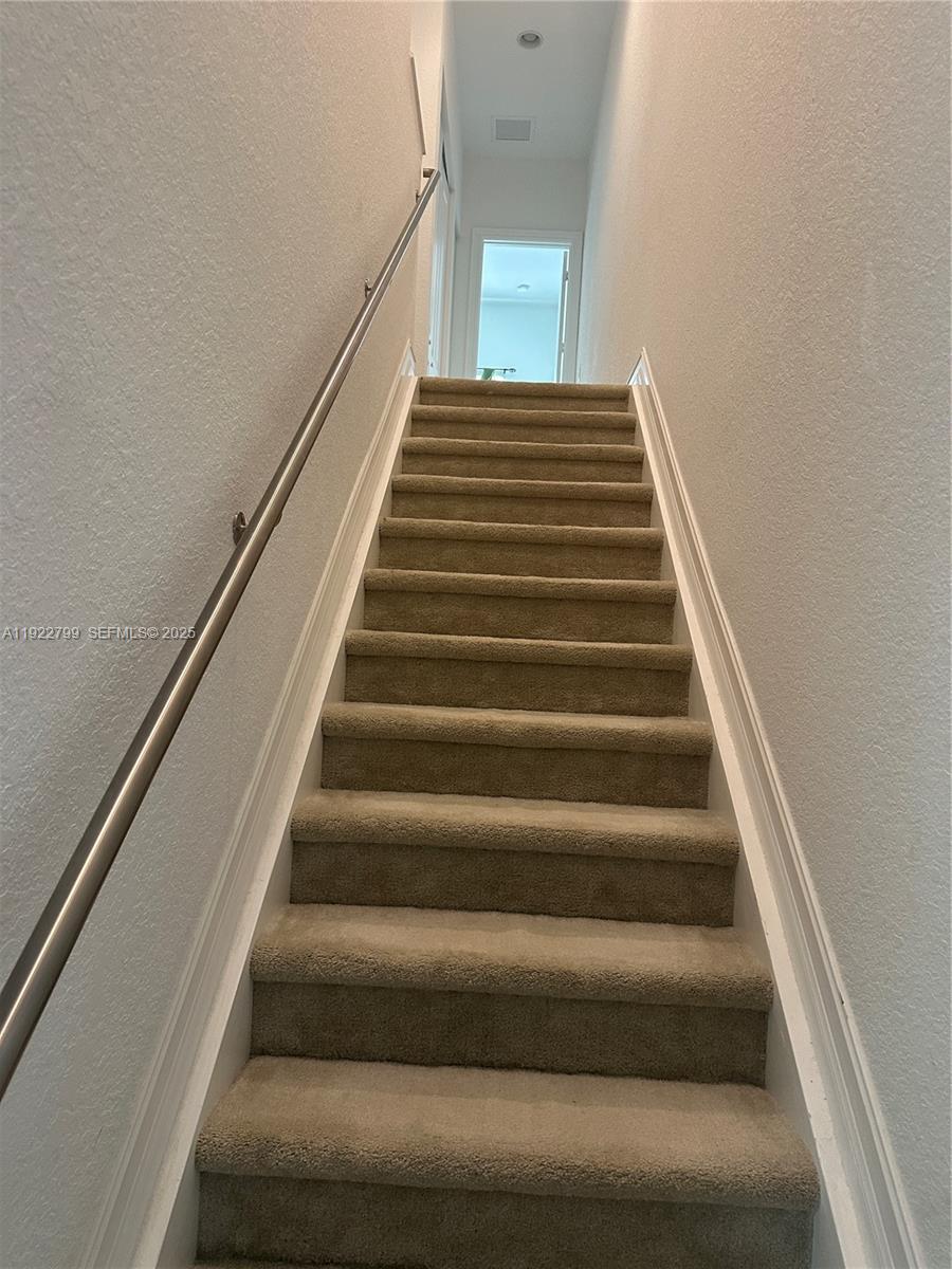 PEMBROKE LAKES SOUTH - Residential Lease