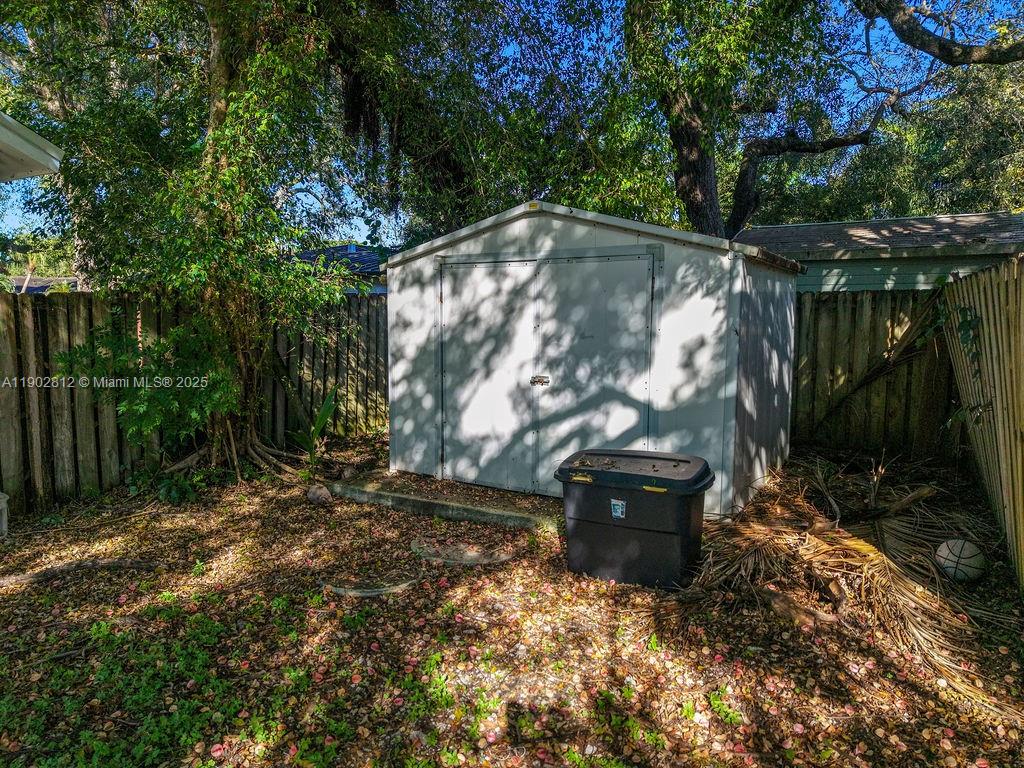 OLD CUTLER OAKS SOUTH 1ST - Residential