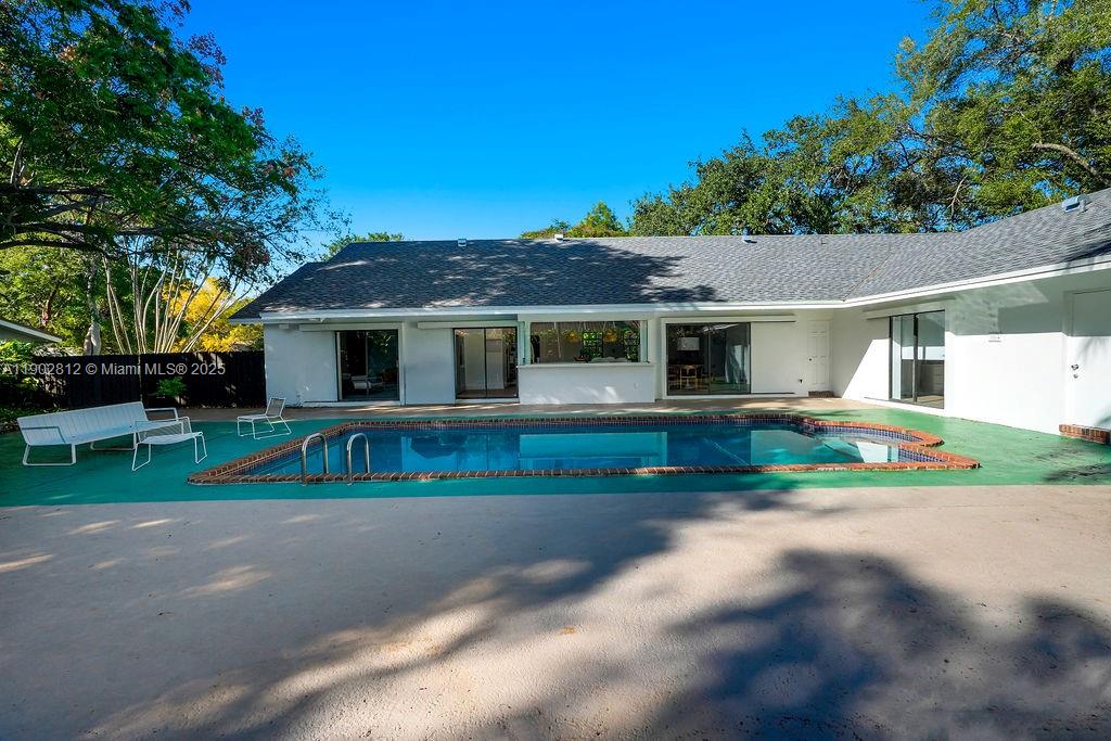 OLD CUTLER OAKS SOUTH 1ST - Residential