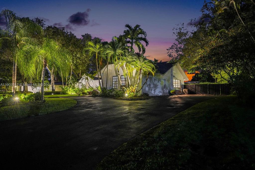 OLD CUTLER OAKS SOUTH 1ST - Residential