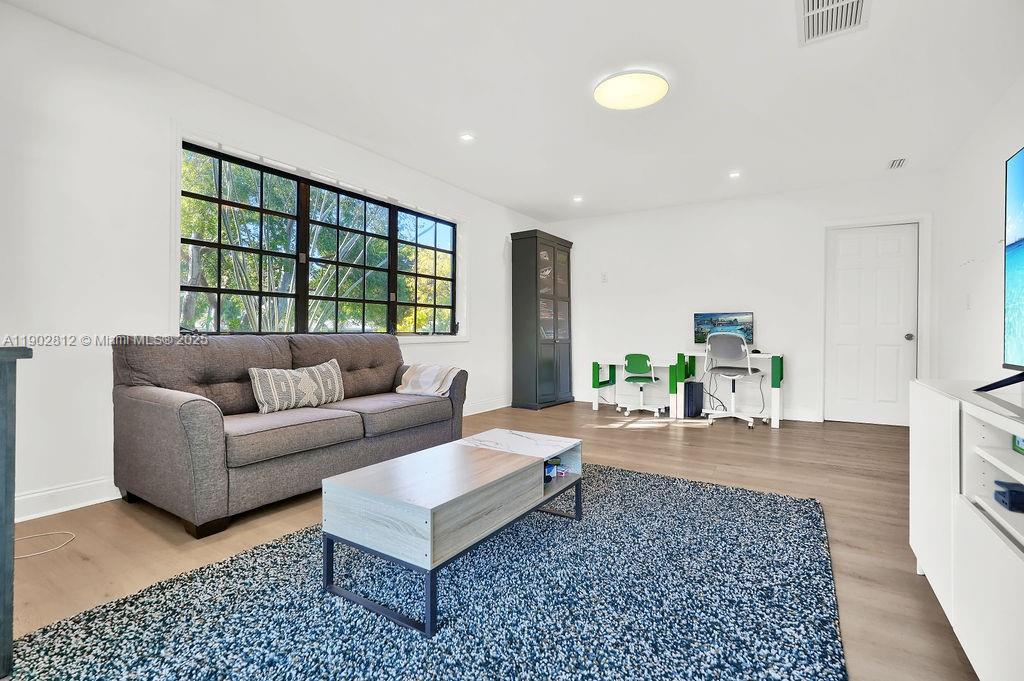 OLD CUTLER OAKS SOUTH 1ST - Residential