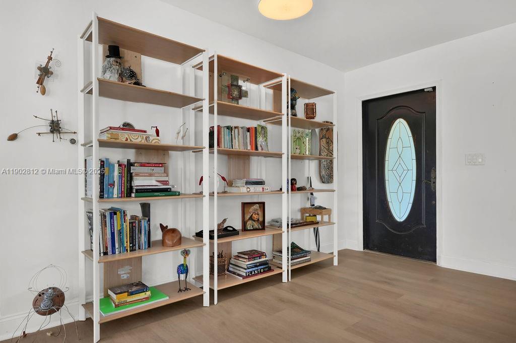 OLD CUTLER OAKS SOUTH 1ST - Residential